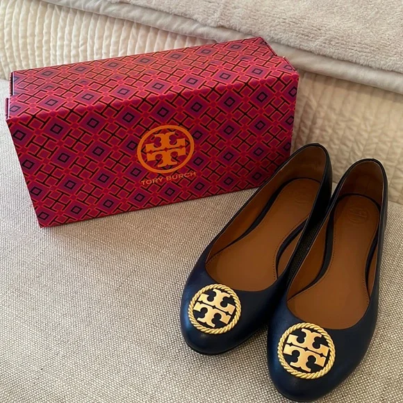 Tory Burch Benton 2 Ballet Flat Nappa Leather Royal Navy Rolled Brass 7.5 NWT - Picture 4 of 14